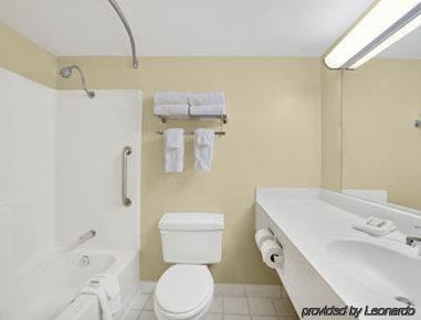 Baymont Inn & Suites Orlando/Universal Area Экстерьер фото